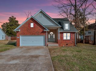 1002 Seven Oaks Blvd, Smyrna, TN 37167