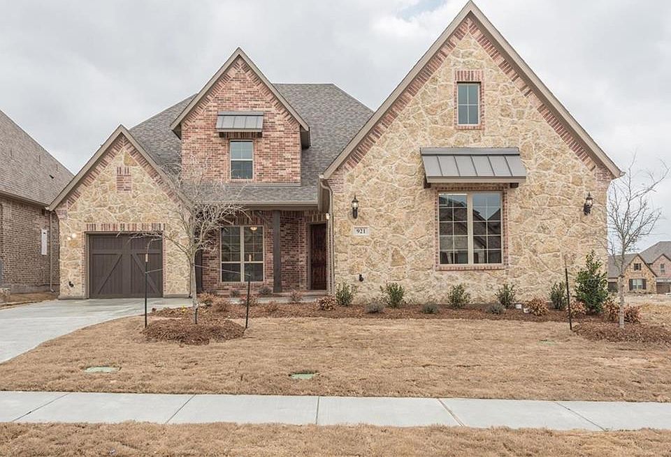 1st image of 921 Amber Knoll Dr