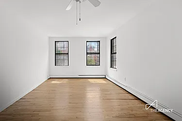 125 Mac Dougal Street