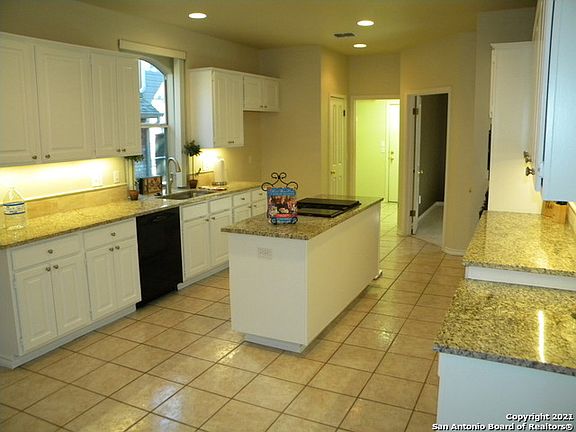 5th image of 8715 Gothic Dr