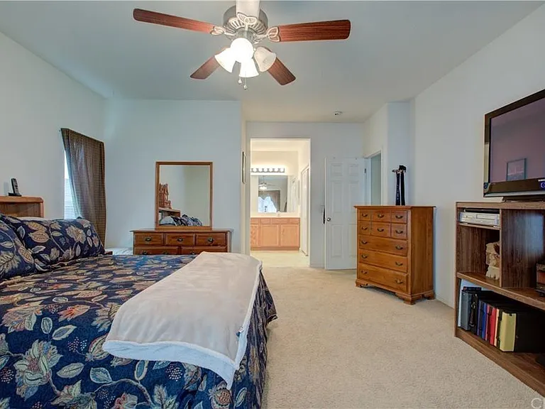 1411 Esplanade Dr — Photo 9