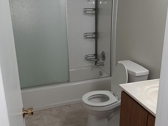 5th image of 2511 N Pershing Dr #B