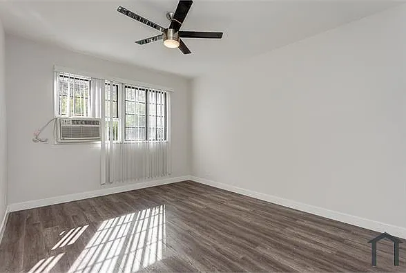 3300 W 3rd St #301 — Photo 7