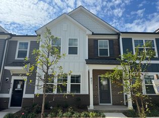 431 Parker Station Ave, Fuquay Varina, NC 27526