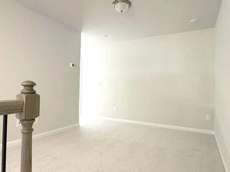 125 Red Robin Rd — Photo 21