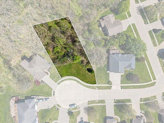 4th image of 1819 Timber Hills Dr