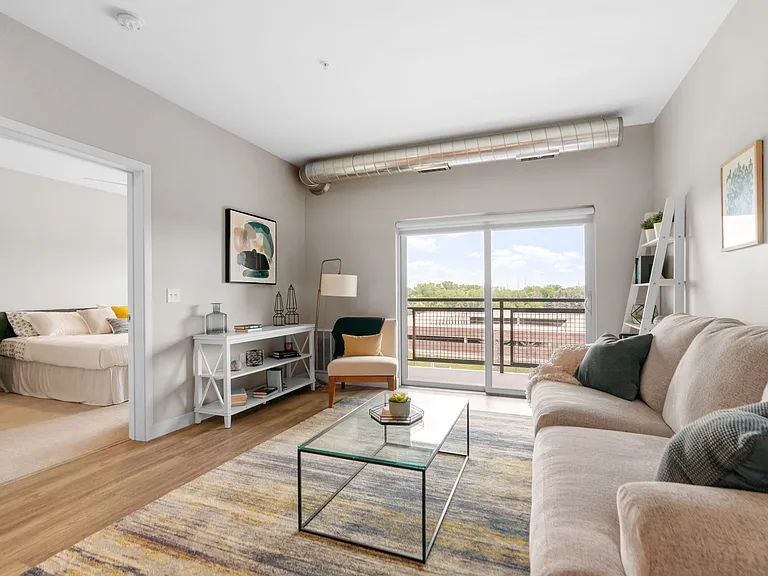 Overlook - 1 Bed / 1 Bath - 726 Sq.Ft.