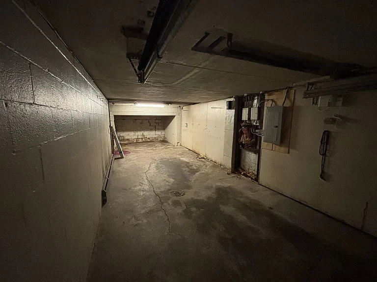 207 Kingston Dr — Photo 25