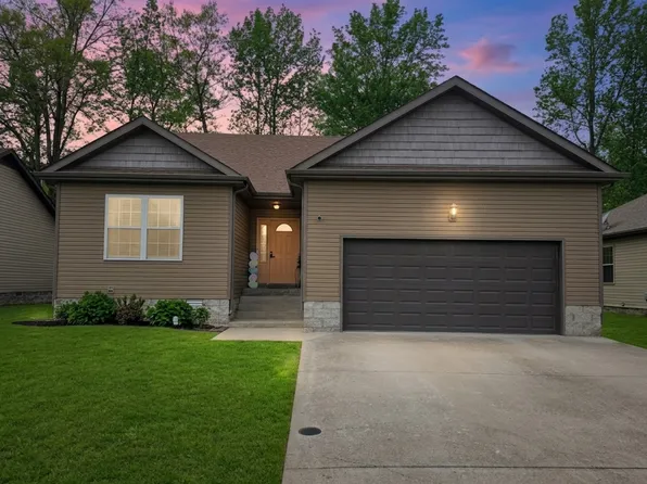 442 N Magnolia Dr, Clarksville, TN 37042