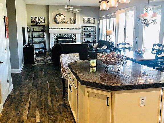 3rd image of 5150 W Laredo Ct