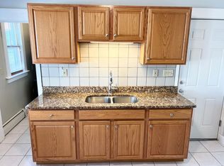 532 High St, Middletown, CT 06457