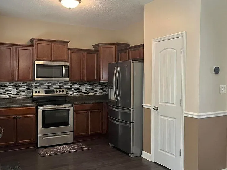 221 Dairyfarm Rd — Photo 4