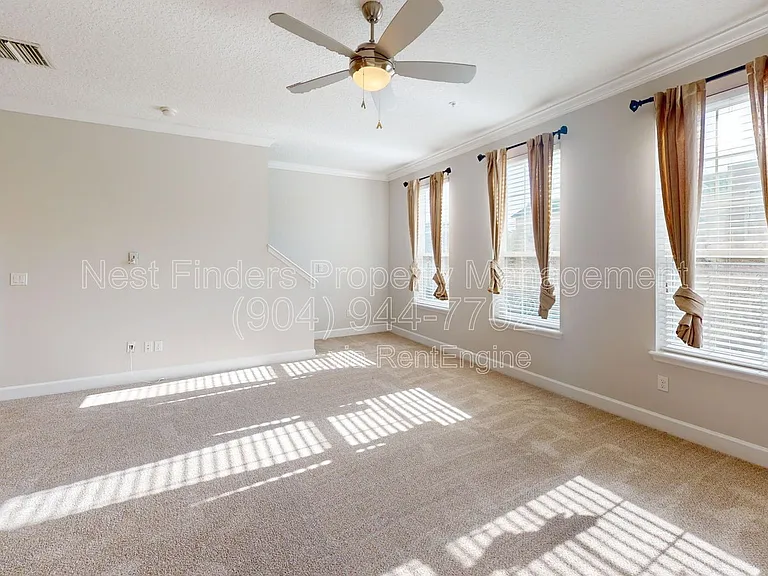 4421 Ellipse Dr — Photo 14
