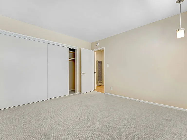 1314 Euclid St. in Santa Monica - near Wilshire Blvd. — Photo 13