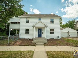 1101 SW 15th St, Topeka, KS 66604