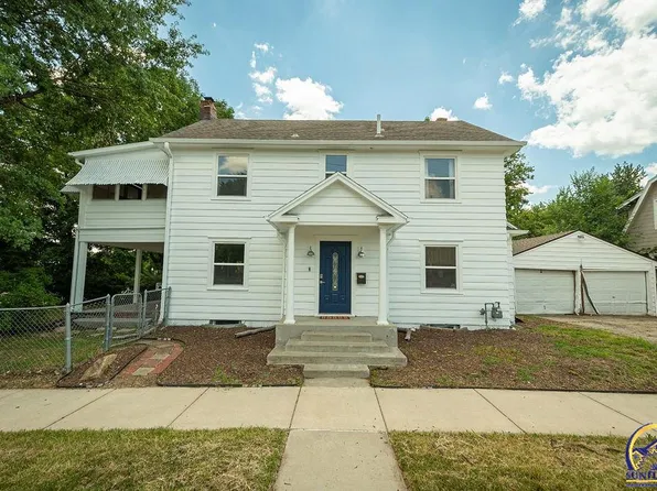 1101 SW 15th St, Topeka, KS 66604