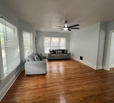 5th image of 602 Westcott St #2