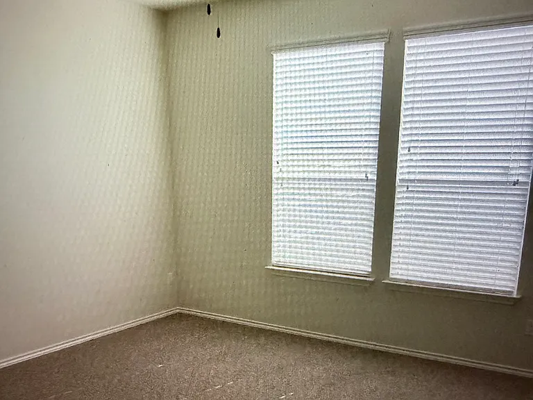 130 Sundown Ave — Photo 11