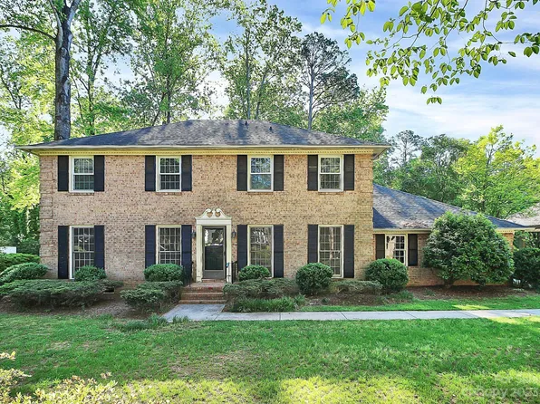 4913 Broken Saddle Ln, Charlotte, NC 28226
