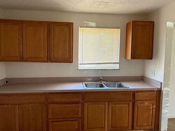 23878 Banbury Cir APT 1