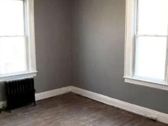 3rd image of 190 Munn Ave #2A