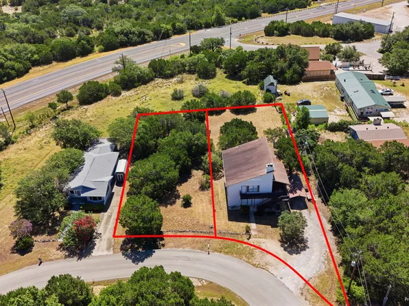 541 Canyon Circle Dr, Canyon Lake, TX 78133