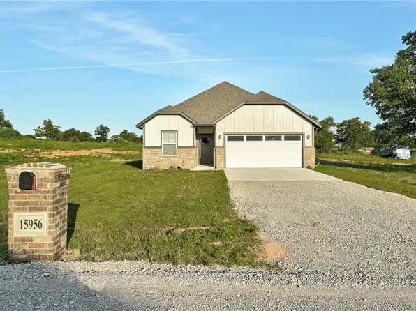 15956 Trailhead Rd, McLoud, OK 74851
