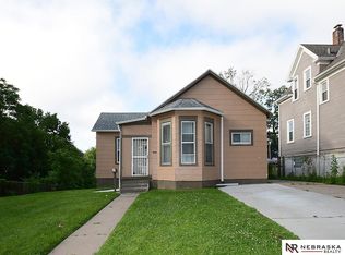 3317 California St, Omaha, NE 68131