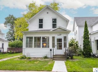 712 N Broad St, Mankato, MN 56001