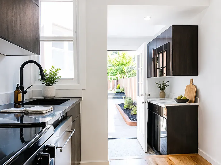 45 Cumberland St #3 — Photo 1