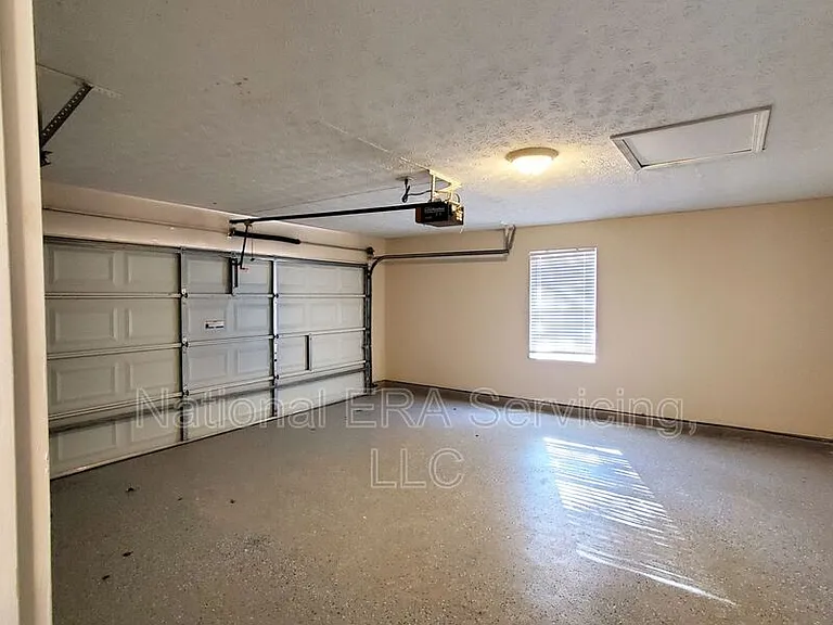 97 Livingston Ln — Photo 17