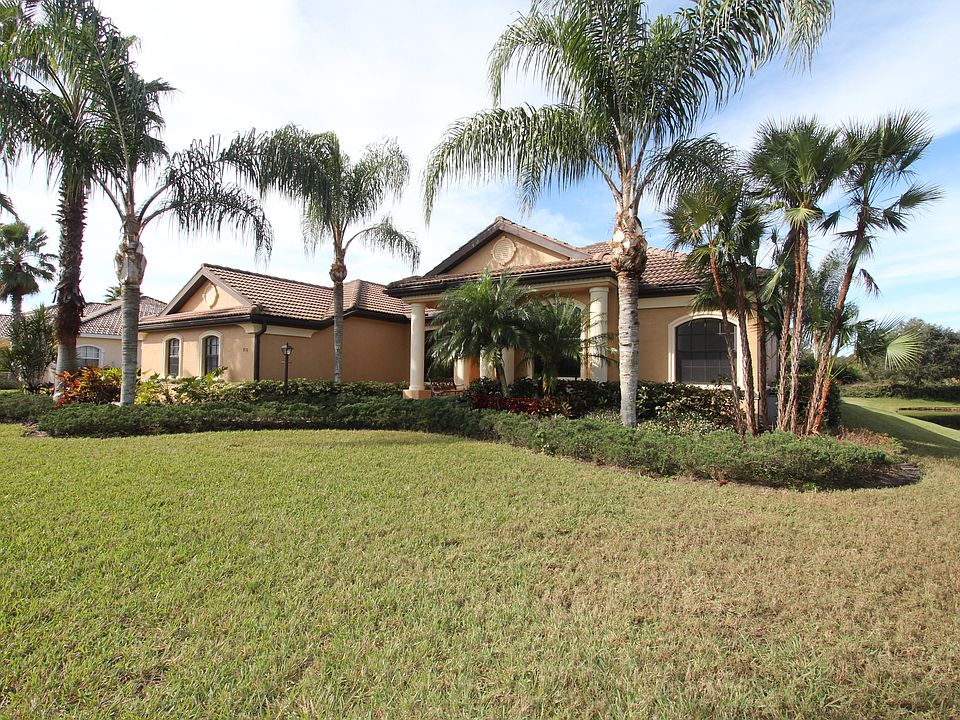 2nd image of 810 Country Meadows Way
