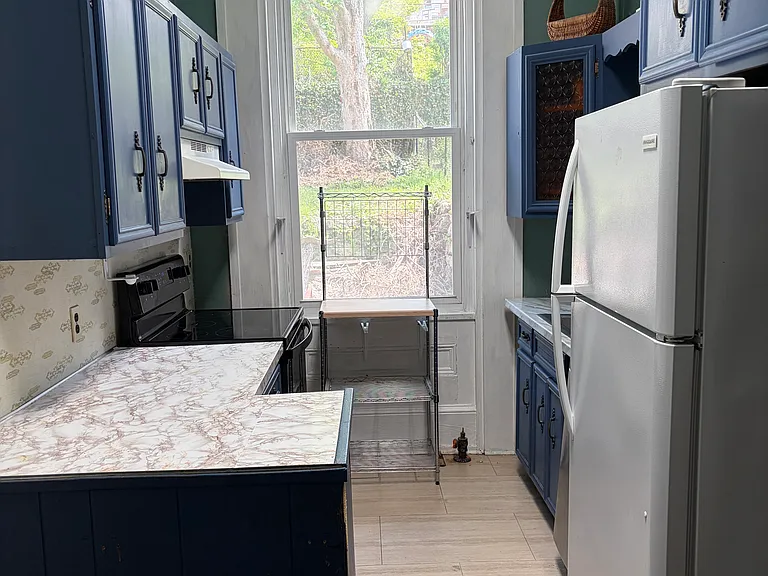 605 Mahantongo St #1 — Photo 8