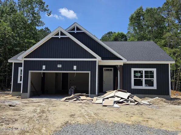 2986 Tucker Hill Drive, Grimesland, NC 27837