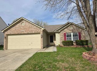 10126 Weeping Cherry Dr, Fishers, IN