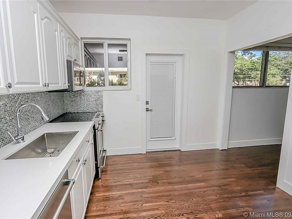 2nd image of 3802 Ponce De Leon Blvd