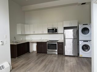 669 24th St #1, Oakland, CA 94612