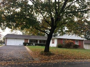 88 Club House Dr, Willingboro, NJ 08046