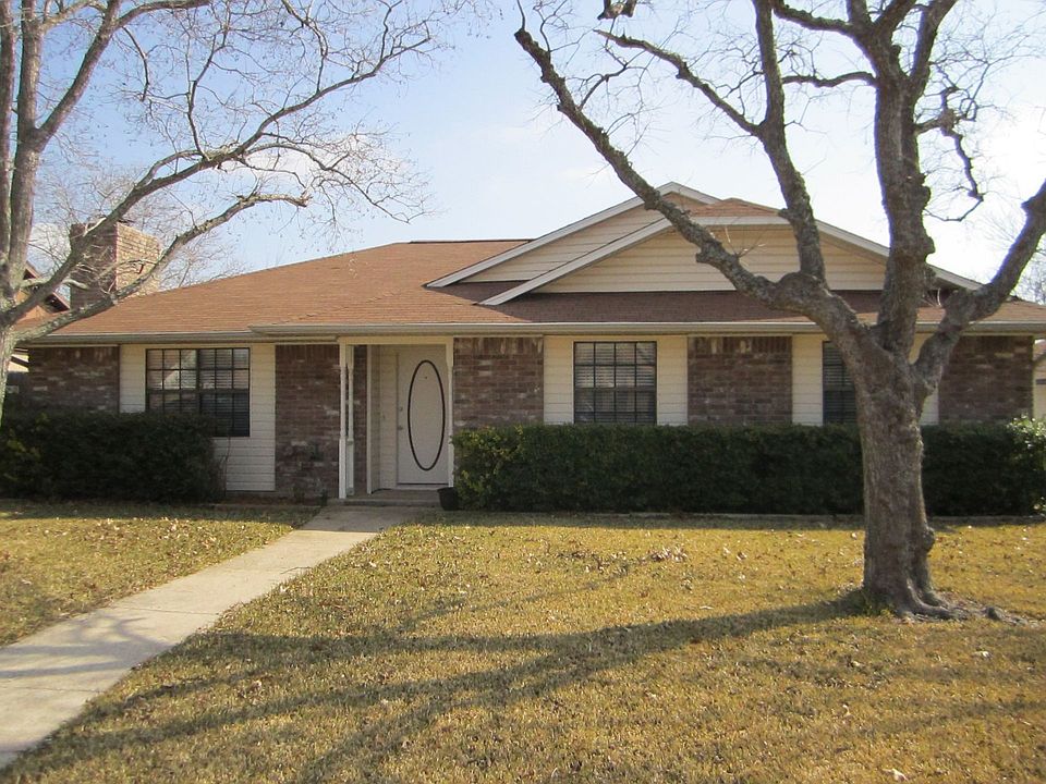 1st image of 4401 Ponderosa Ln