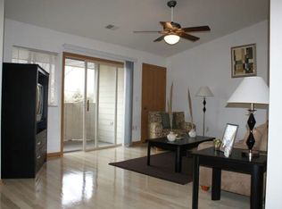 5412 Washington Rd APT 102, Kenosha, WI 53144