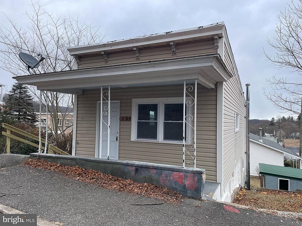 1st image of 117 Chestnut St