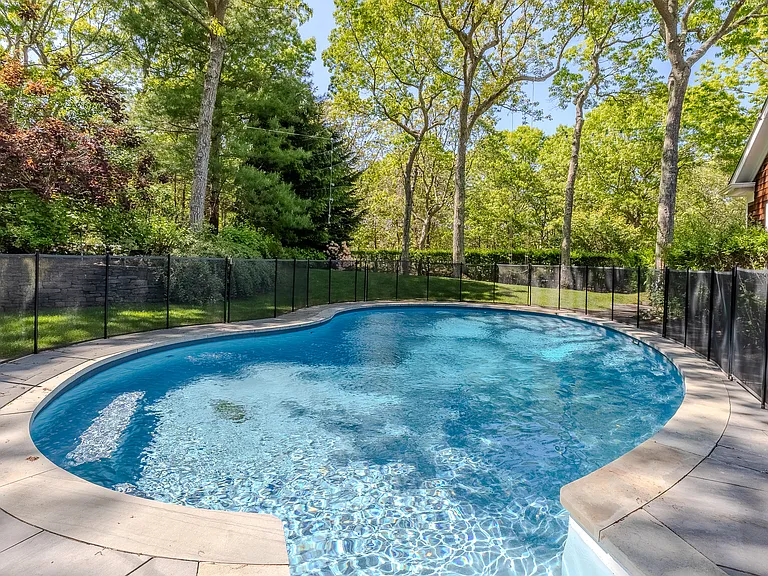 16 Ocean Pkwy — Photo 25