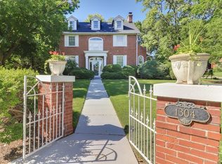 1304 Broadway Pl, Normal, IL 61761