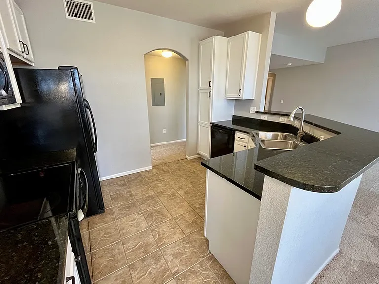 17525 Wilde Ave #207 — Photo 12