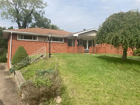 226 Garden City Dr, Monroeville, PA 15146