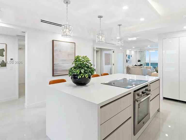 3200 N Ocean Blvd #702 — Photo 10