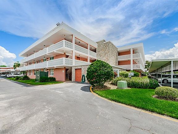 2nd image of 4895 Bay St NE APT 308