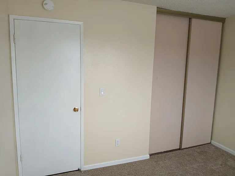 400 Mokelumne Dr — Photo 30