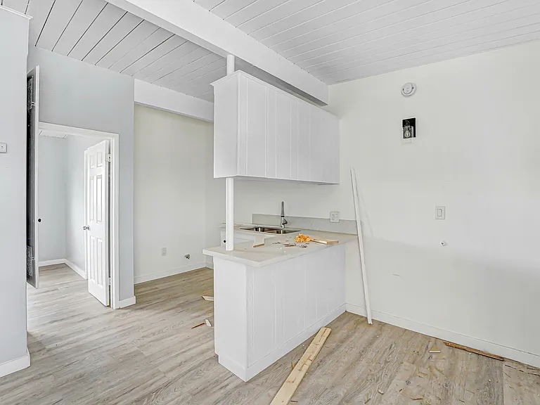 11720 S Budlong Ave #4 — Photo 6