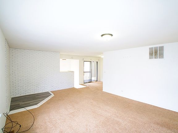 5th image of 13 Wildwood Ln #H